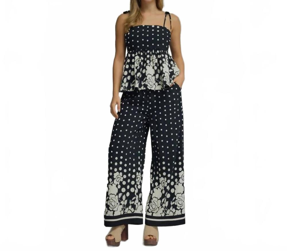 NEW ENTRO pretty in polka dots set in black